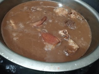 风湿草药炖猪脚的做法步骤：10