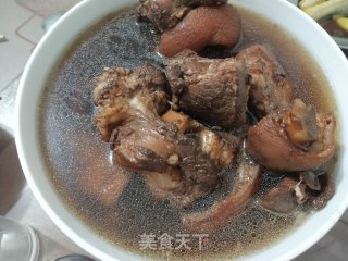 风湿草药炖猪脚的做法步骤：11