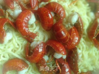 蒜蓉火鸡面小龙虾的做法步骤：8