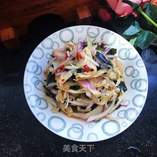 裙带菜拌豆皮的做法步骤：8