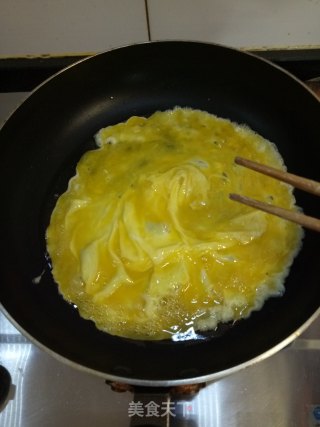 莴笋炒鸡蛋的做法步骤：4