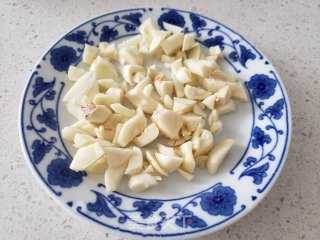 莴笋炒黑木耳的做法步骤：1