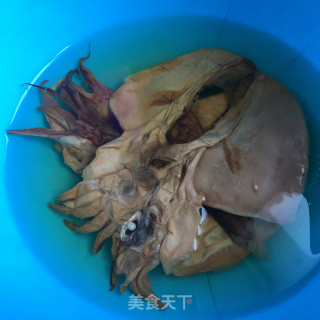 墨鱼干蒸草鸡的做法步骤：3