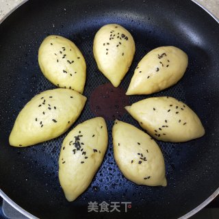 玉米面锅贴的做法步骤：15