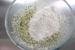 黑芝麻蛋酥卷的做法步骤：7