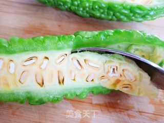 苦瓜摊鸡蛋的做法步骤：4