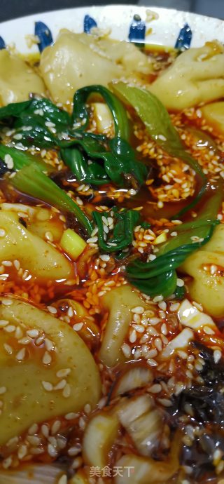 酸汤水饺的做法步骤：2