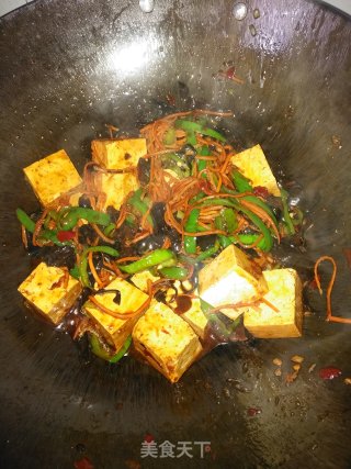 鱼香豆腐的做法步骤：18
