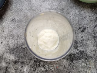 木瓜草莓酸奶奶昔的做法步骤：2