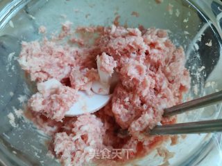 香菇肉馅饺子的做法步骤：3