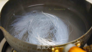 蒜蓉肉末蒸腐竹的做法步骤：2