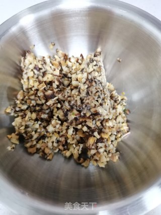 香菇肉末煮雷公根的做法步骤：5
