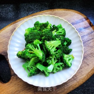 茶油拌西兰花的做法步骤：7