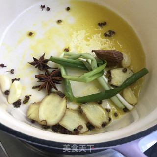 红烧牛肉炖土豆的做法步骤：5