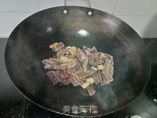 香辣鳝鱼的做法步骤：3