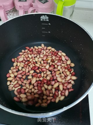 凉拌花生的做法步骤：2