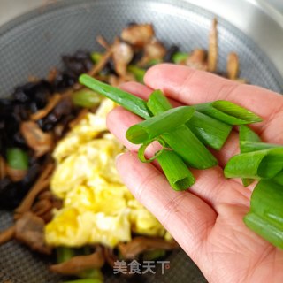 木须肉的做法步骤：18