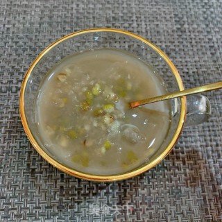 绿豆银耳羹的做法步骤：9