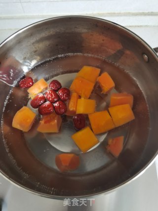 木瓜红枣炖鲜奶的做法步骤：4