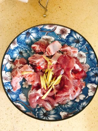 黄豆酱蒸猪肉排骨的做法步骤：2