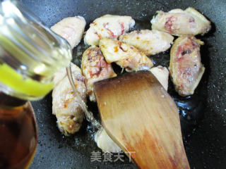 冰红茶鸡翅中的做法步骤：6