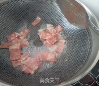 培根炒菠菜梗的做法步骤：11
