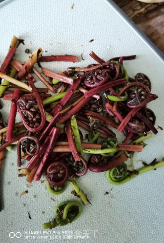 猴腿炒土豆丝的做法步骤：4
