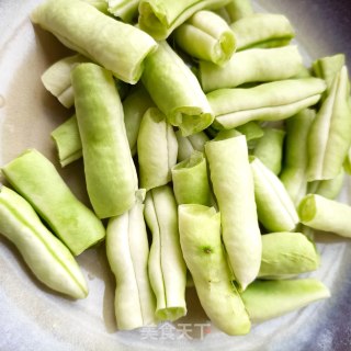 梅花肉炖土豆的做法步骤：3