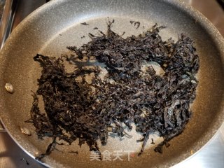 紫菜煎蛋的做法步骤：1