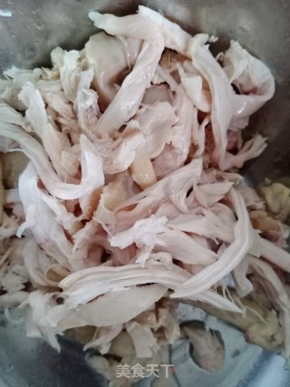 凉拌手撕鸡的做法步骤：4