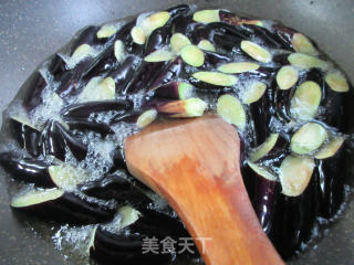 乌贼鲞炒茄子的做法步骤：7