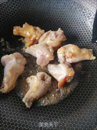 鸡腿烧腐竹的做法步骤：4