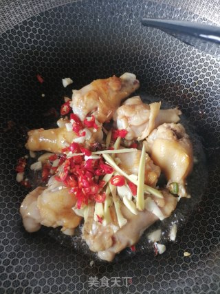 鸡腿烧腐竹的做法步骤：5