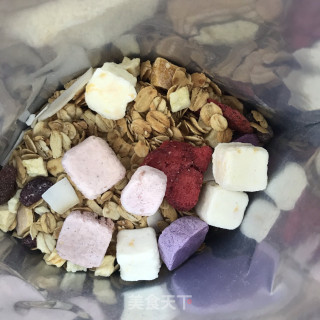 桑葚燕麦拌酸奶的做法步骤：4