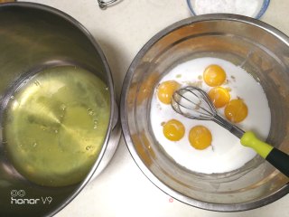 古早蛋糕的做法步骤：5