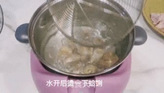 蛤焖鸡的做法步骤：2