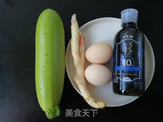 西葫芦子姜炒鸡蛋的做法步骤：1