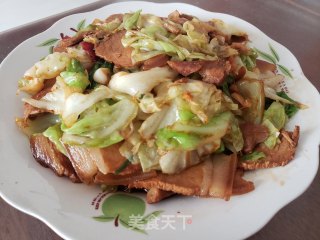 包菜炒回锅肉的做法步骤：8