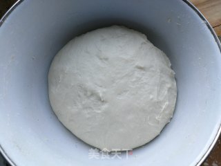 虾皮土豆馅饼的做法步骤：1