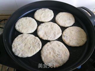 虾皮土豆馅饼的做法步骤：13