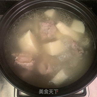 鲜笋排骨汤的做法步骤：7