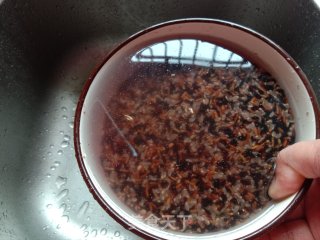 三色糙米饭的做法步骤：2