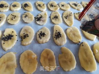 烤香蕉片的做法步骤：5