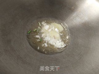 清炒丝瓜的做法步骤：2