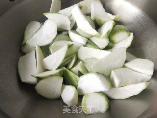 清炒丝瓜的做法步骤：3