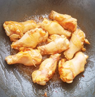 鸡腿炖土豆的做法步骤：11