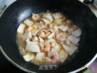 红烧豆腐虾仁的做法步骤：5