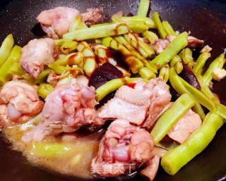 #炖菜#豆角焖鸡翅根的做法步骤：10