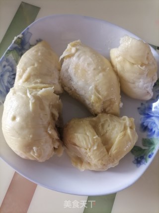 榴莲酥的做法步骤：1