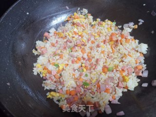 咖喱炒饭的做法步骤：6